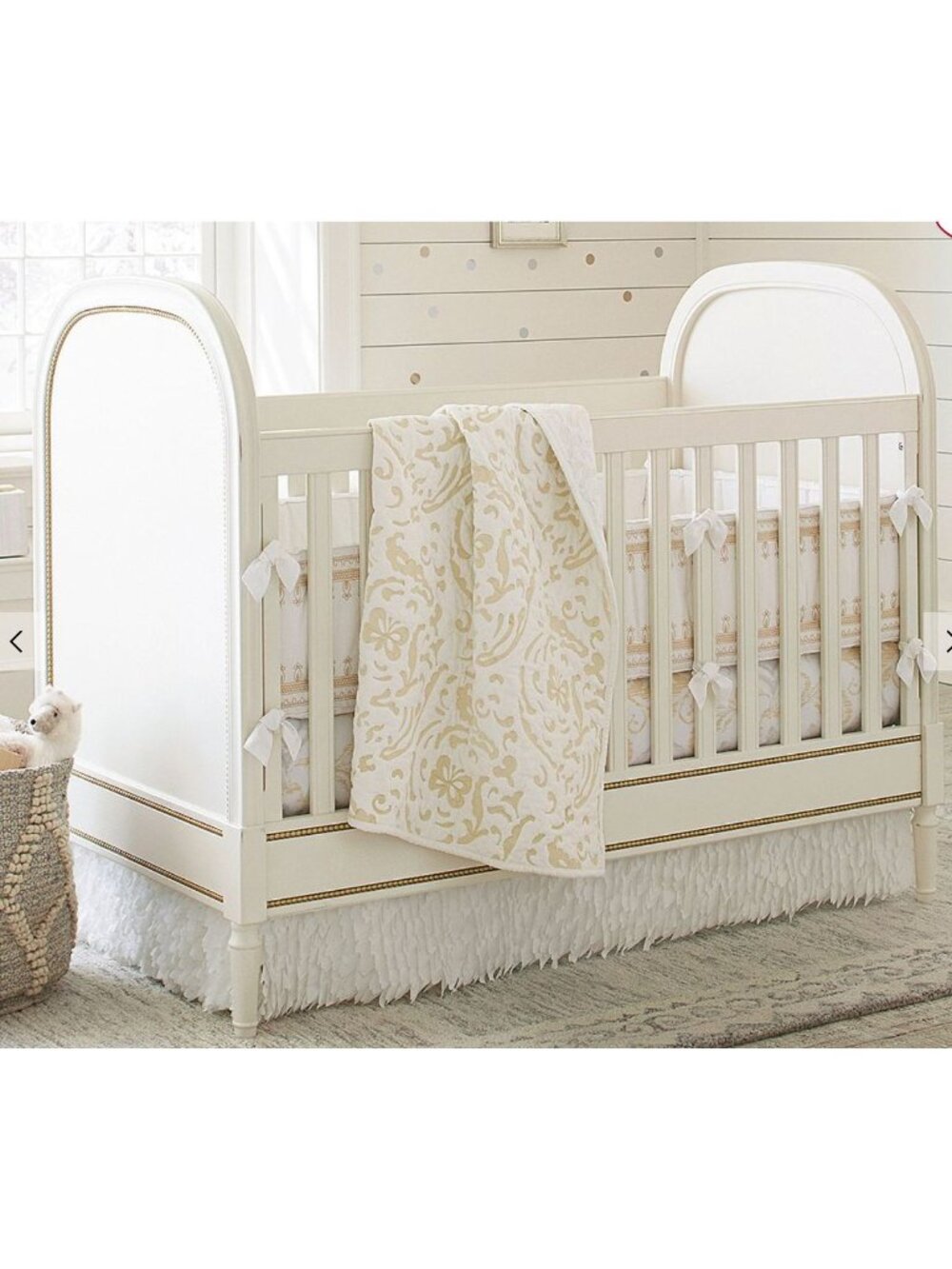 NWT Pottery Barn Baby Overlapping Petals Crib Skirt White 28" x 52" [jb]